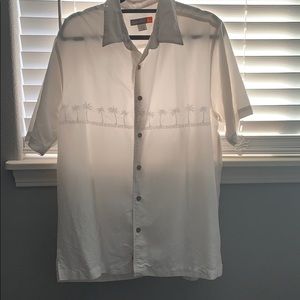 Quicksilver size Large dress shirt